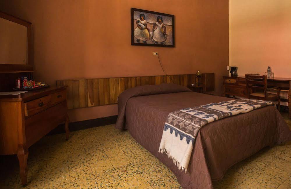 Hotel Modelo Quetzaltenango Ngoại thất bức ảnh