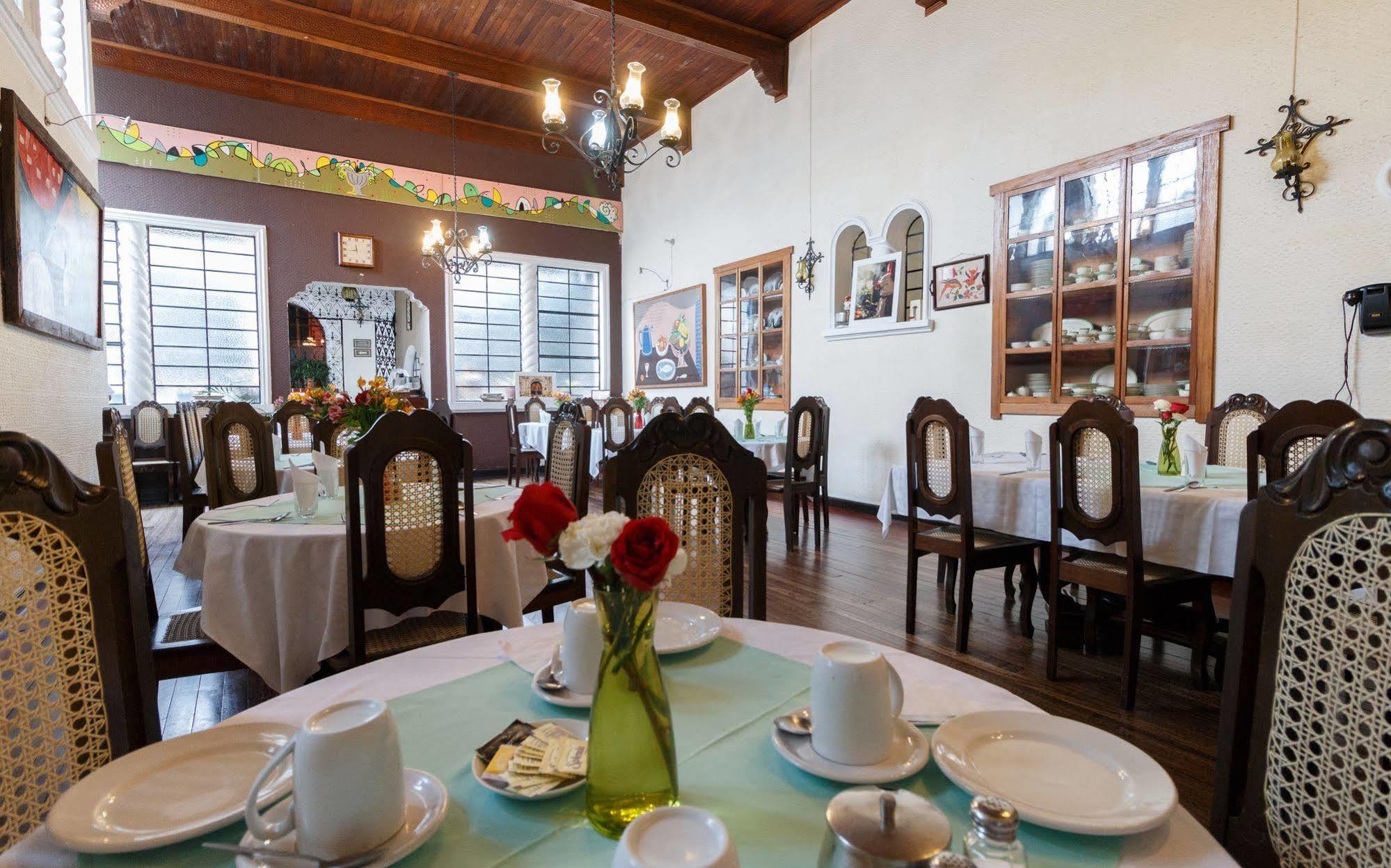 Hotel Modelo Quetzaltenango Ngoại thất bức ảnh